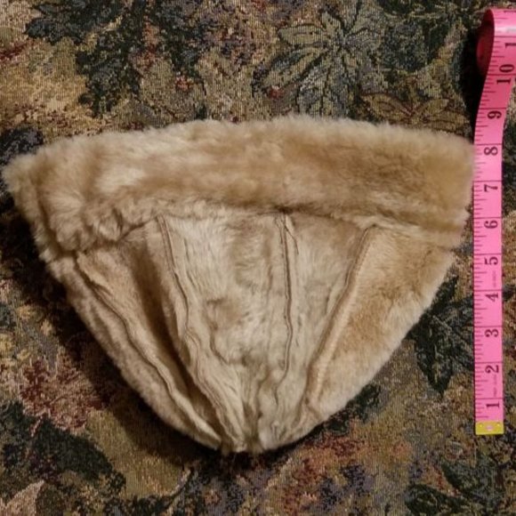 NWOT, new, soft, sheepskin shearling/suede hat, vintage 70s, S, XS, handmade - Picture 5 of 7